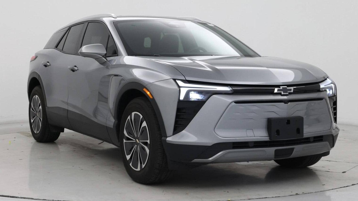 CHEVROLET BLAZER EV 2024 3GNKDBRJ6RS199881 image